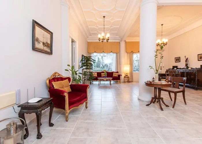 Acheiropoietos Apartment
